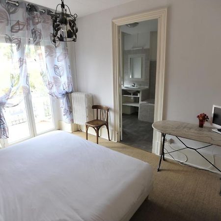 Hôtel Les Celestins à Vals-les-Bains Extérieur photo